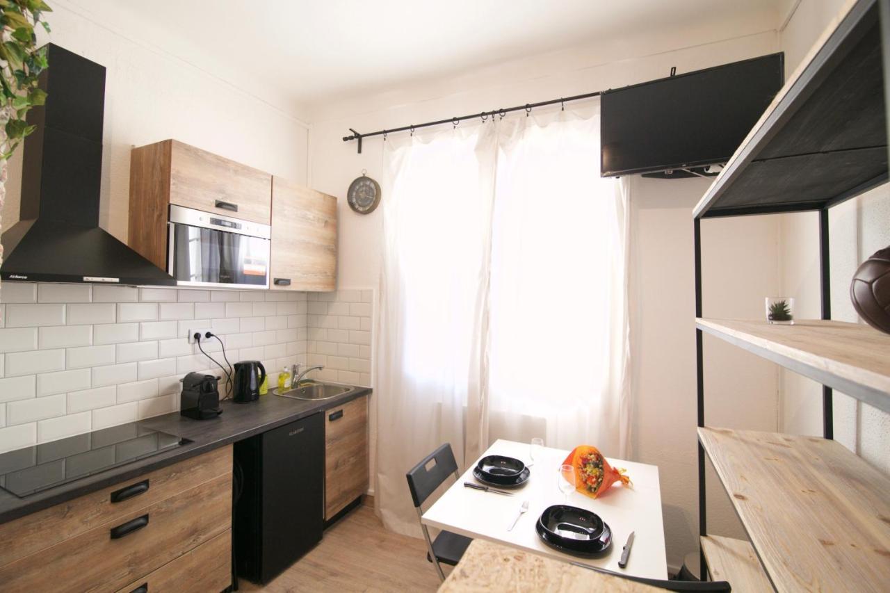 Studio-résidence front de mer ⎮ parking gratuit Bandol Extérieur photo
